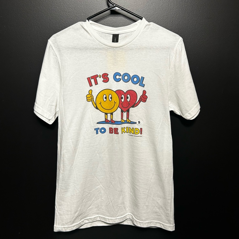 Gildan White Tee with Colorful Graphic